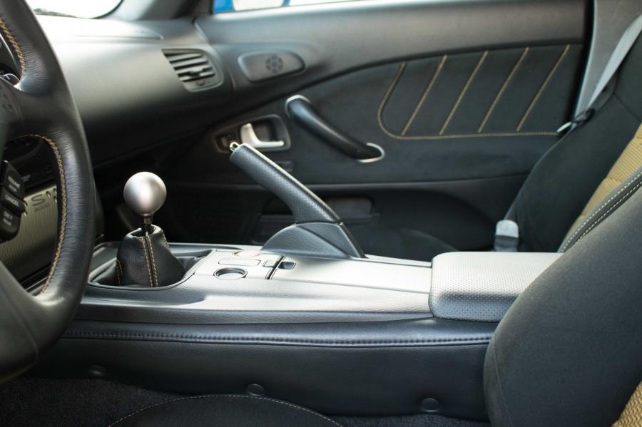 Детали интерьера Honda S2000 CR (AP2) 2008 года  (фото 98 из 180)